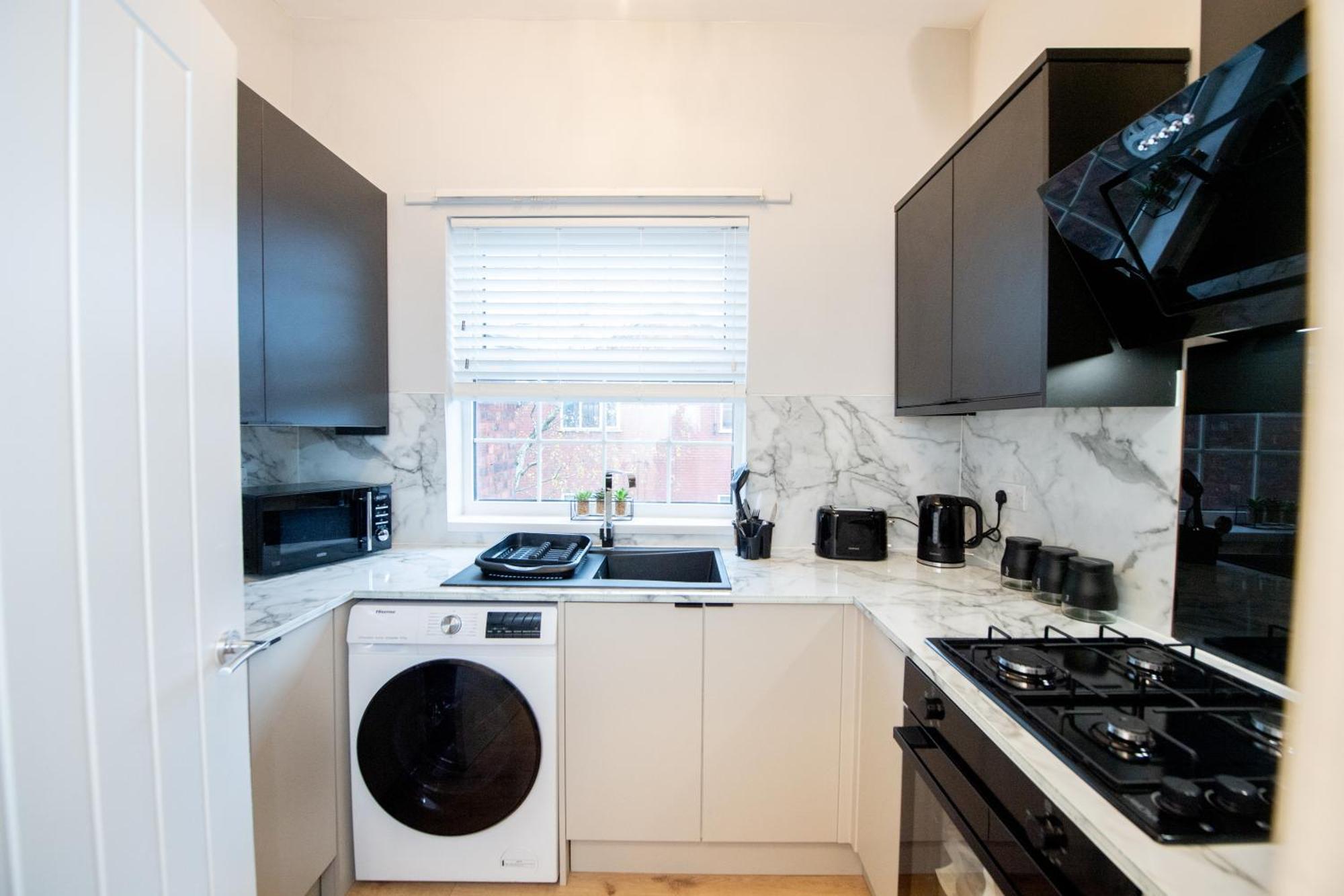 Benoit Apartments Манчестер Екстер'єр фото